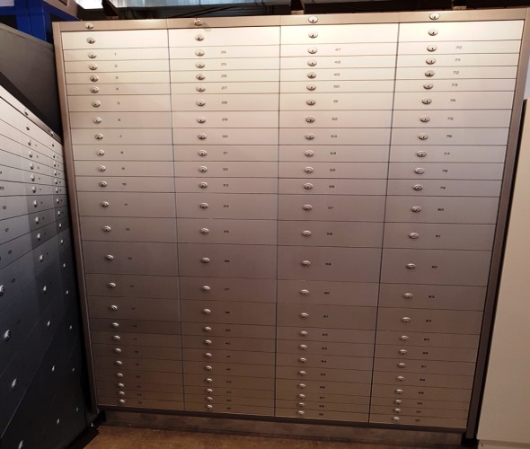 DEPOSIT LOCKERS